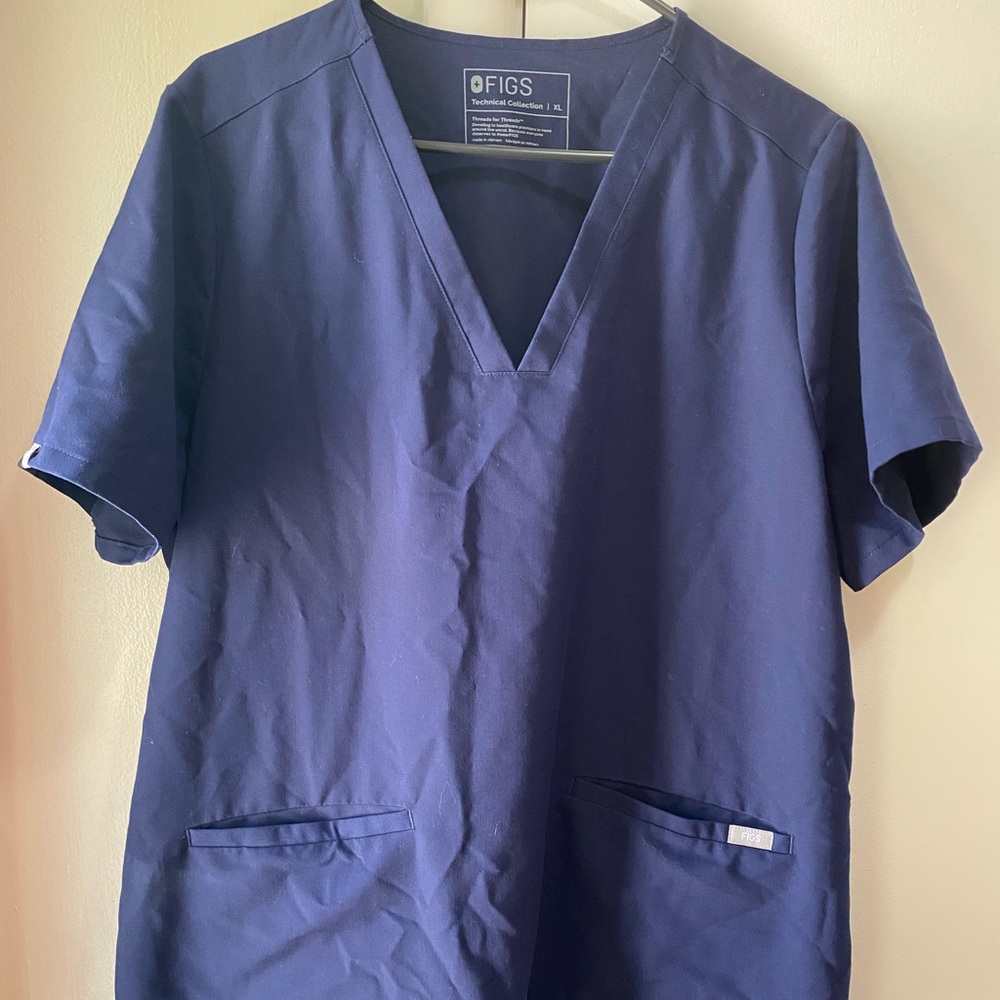 FIGS Traditional Collection scrub top